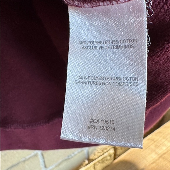 Lole Burgundy Hoodie Sweatshirt - Picture 3 of 5